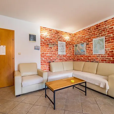 Lidia Apartamento Baška