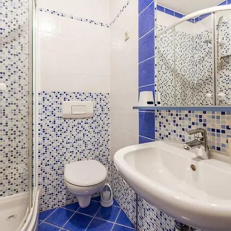 Διαμέρισμα Lidia *